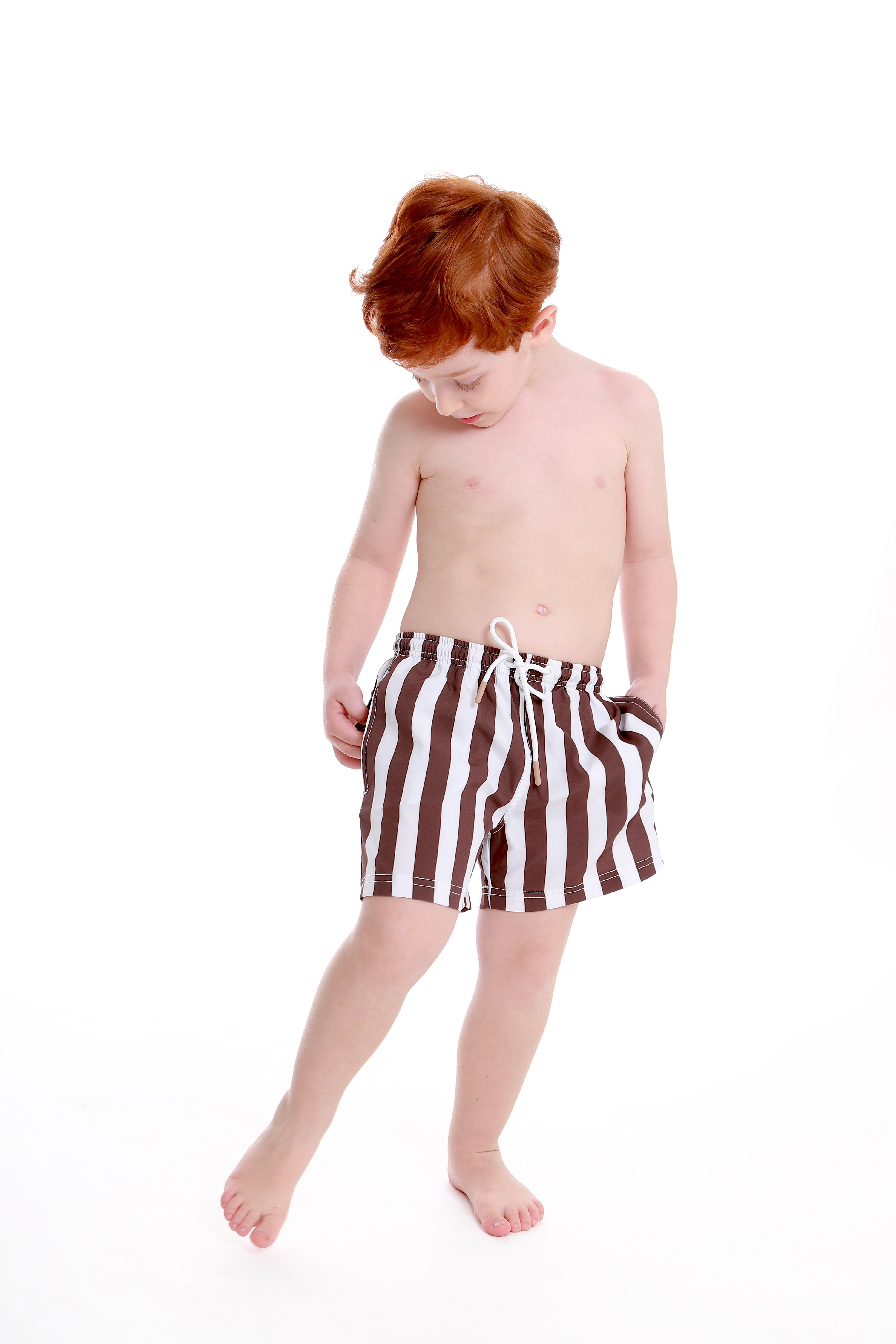 Shorts Infantil Listras Marrom